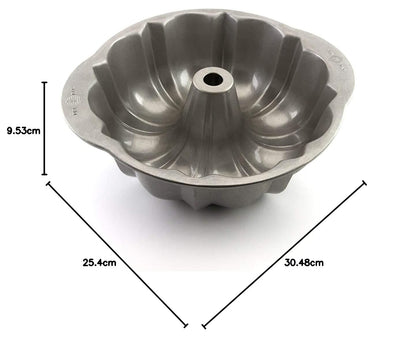 USA Fluted Tube Cake Pan