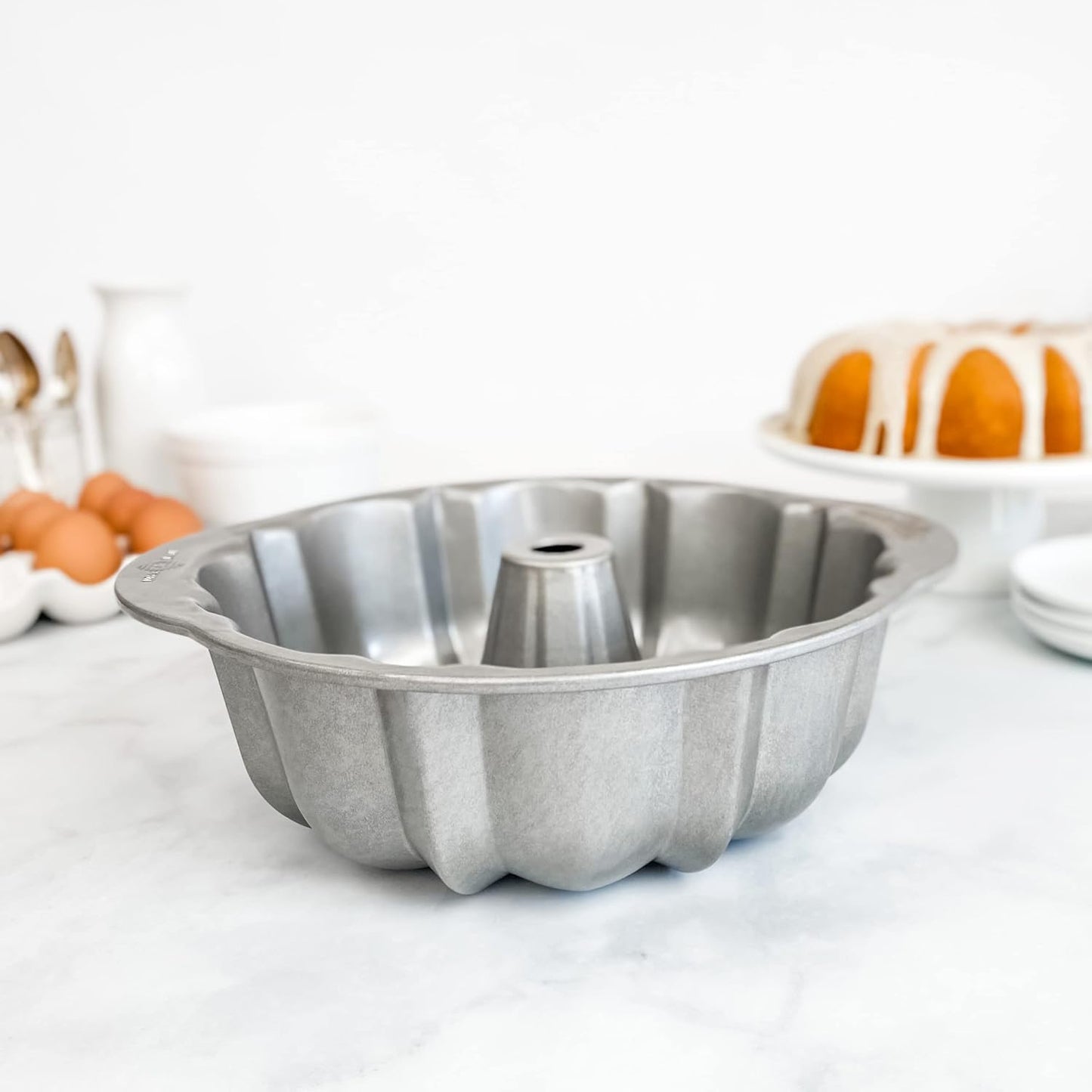 USA Fluted Tube Cake Pan