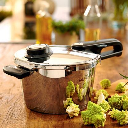 Fissler Vitavit Pressure Cooker Set: 6.3Q Pot + 2.6Q Skillet Set