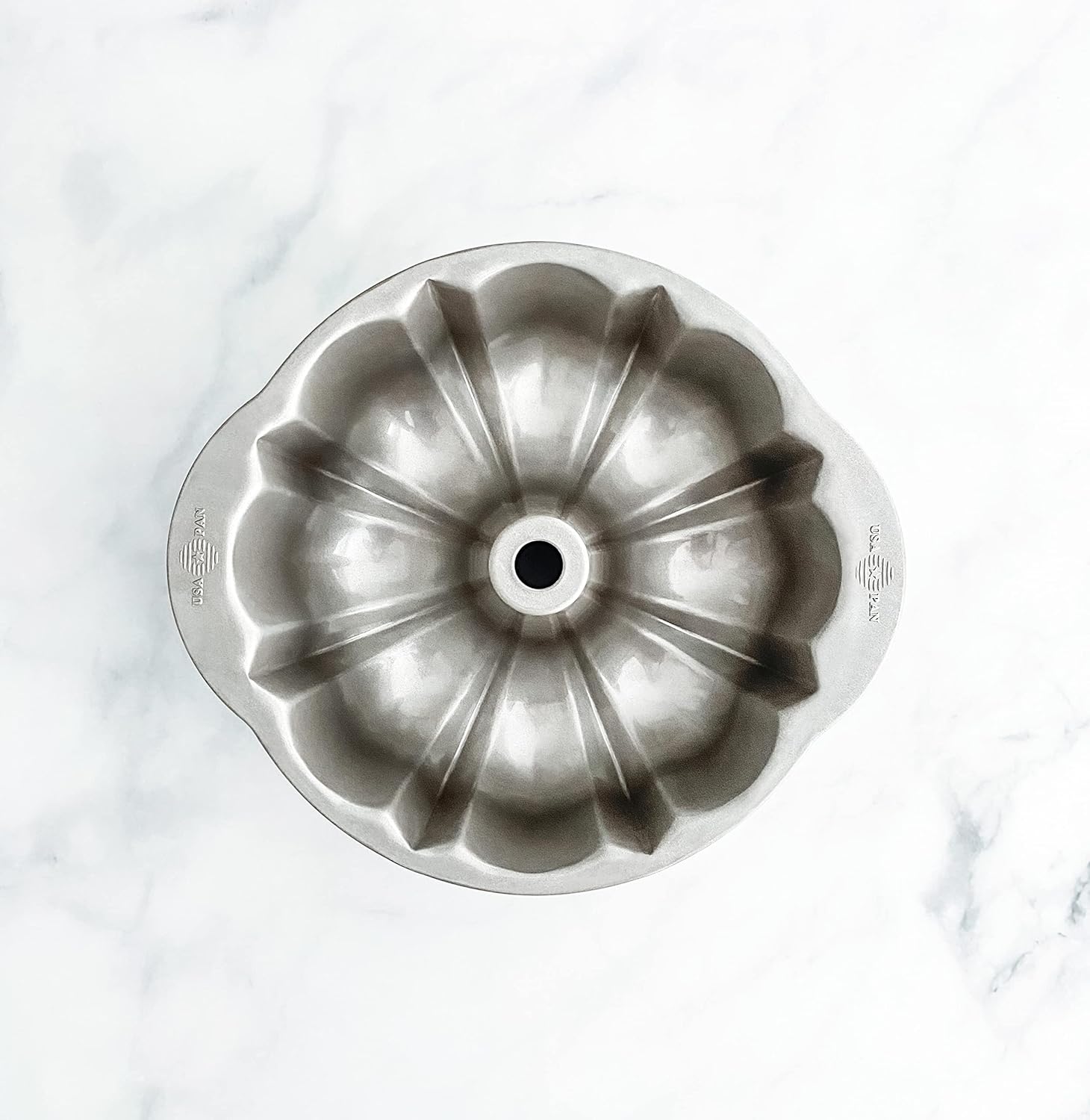 USA Fluted Tube Cake Pan