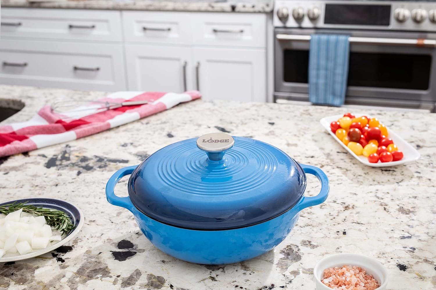 Lodge Enamel 3 qt. Dutch Oven - Blue