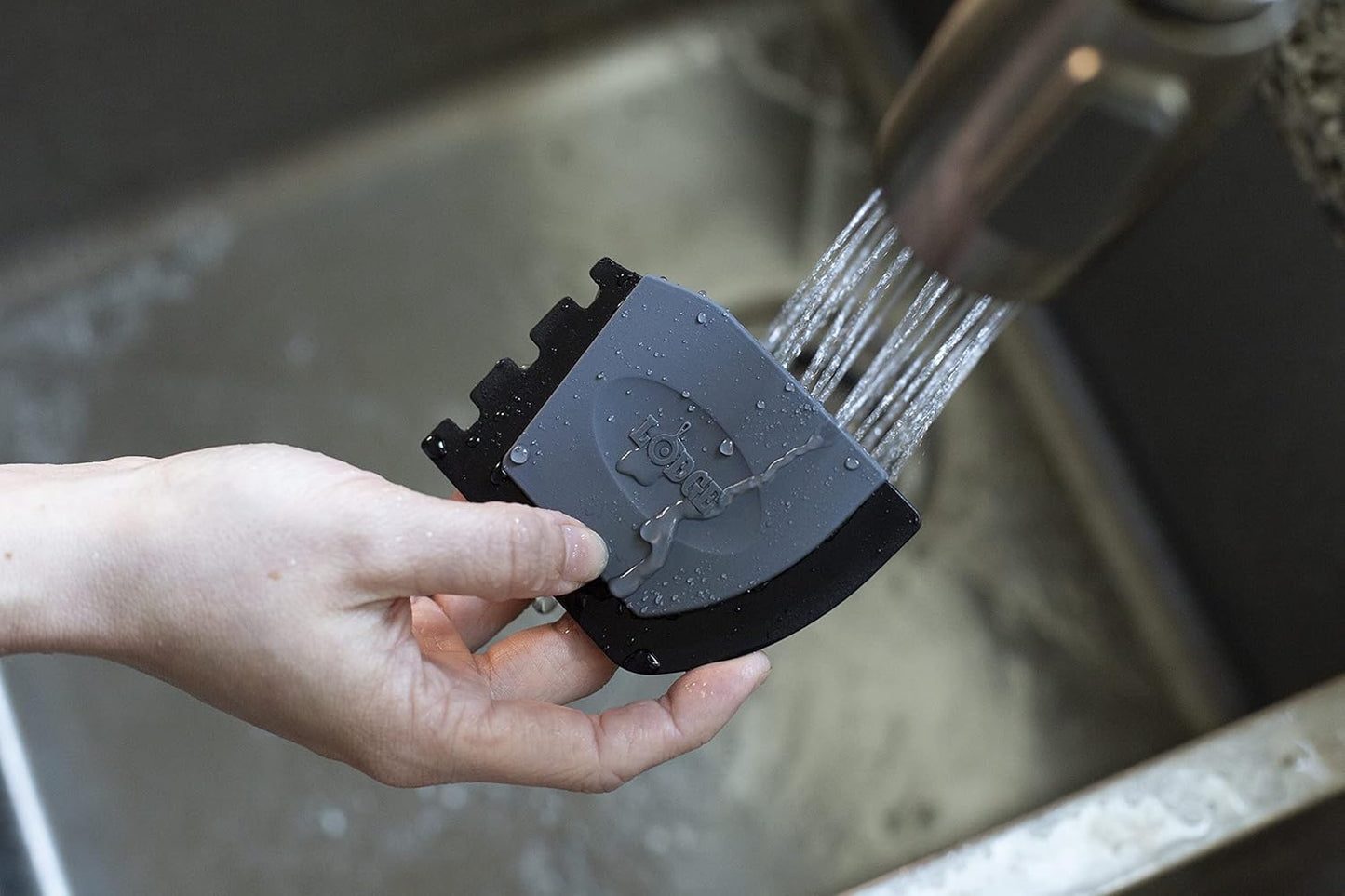 Lodge Deluxe Pan Scraper