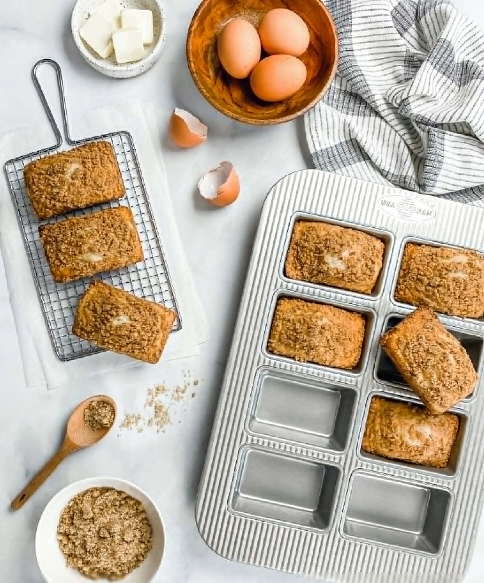 USA Pan Mini Loaf Pan 8 Wells