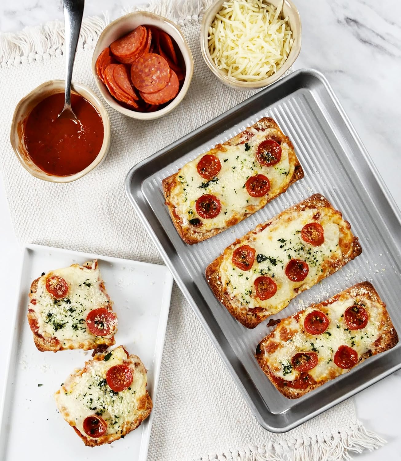 USA Pan Quarter Sheet Pan 13 x 9 x 1 inch