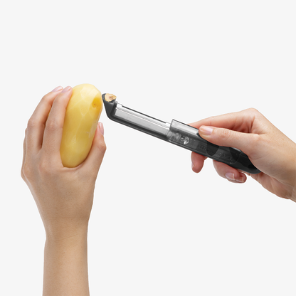 Sharple Peeler - Black - by Dreamfarm